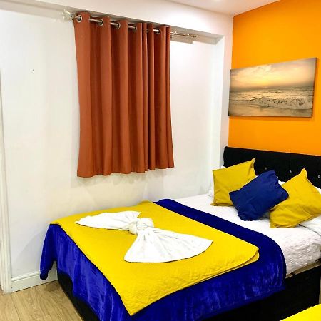 London 2 Bedroom Apartment, Kitchen, Reception And Private Garden Bagian luar foto